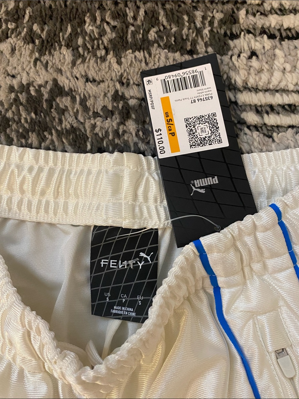 New PUMA X FENTY T7 PIPING TRACK PANTS - UNISEX - Size Small - Picture 5 of 6